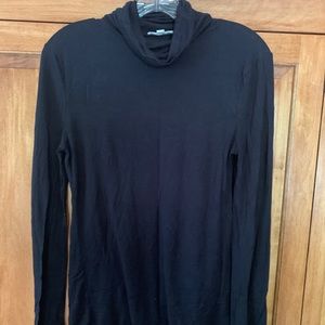 Lightweight black turtleneck